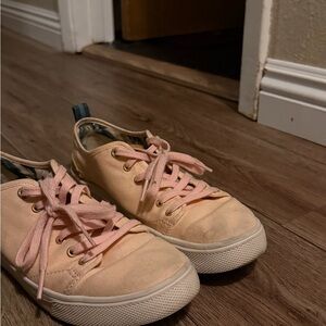 Toms Women's Peach Sneakers with Pink Laces